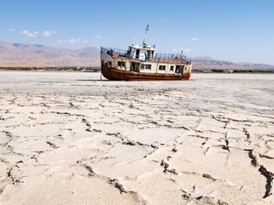 حسین‌پور: انتقال آب از پیرانشهر به دریاچه ارومیه قابل قبول نیست