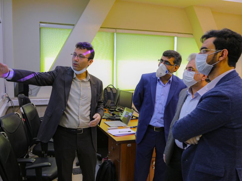 وزیر ارتباطات و فناوری اطلاعات از بخش‌های فنی و پشتیبانی ایرانسل بازدید کرد